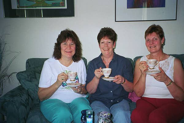 Sept 2002 with Sandy Feder, Joyce Davidson and Janice